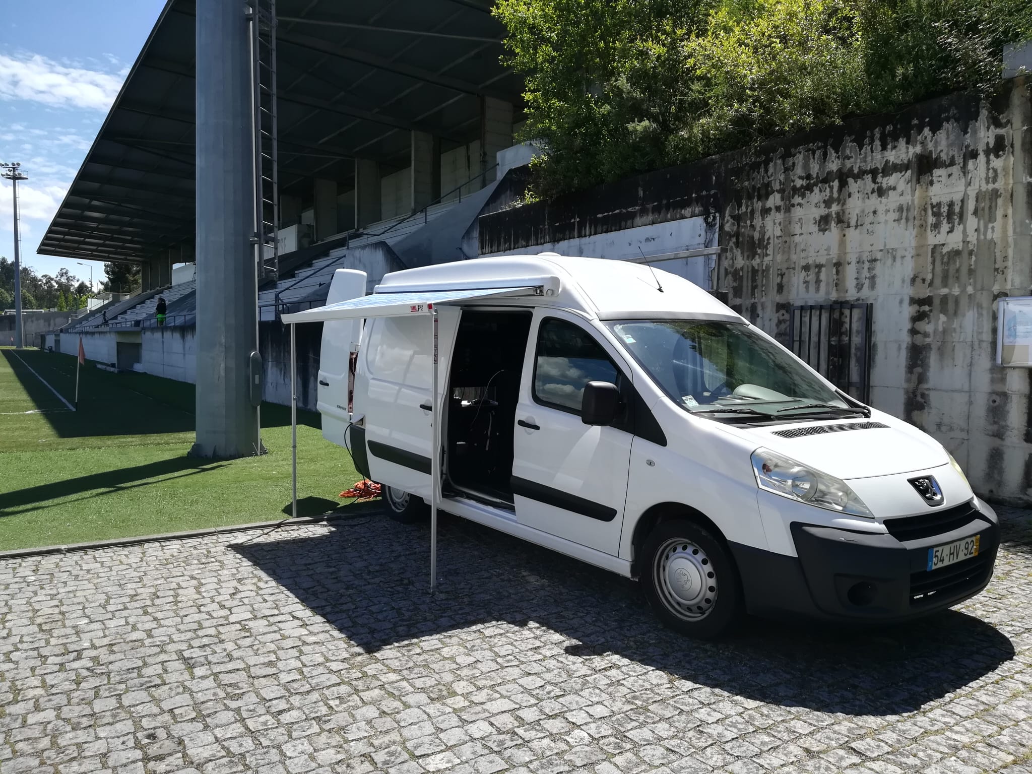 Carrinha de exteriores